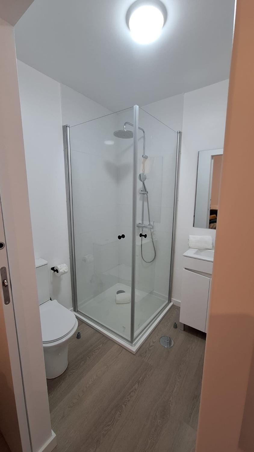 Shower, Toilet, Bathroom