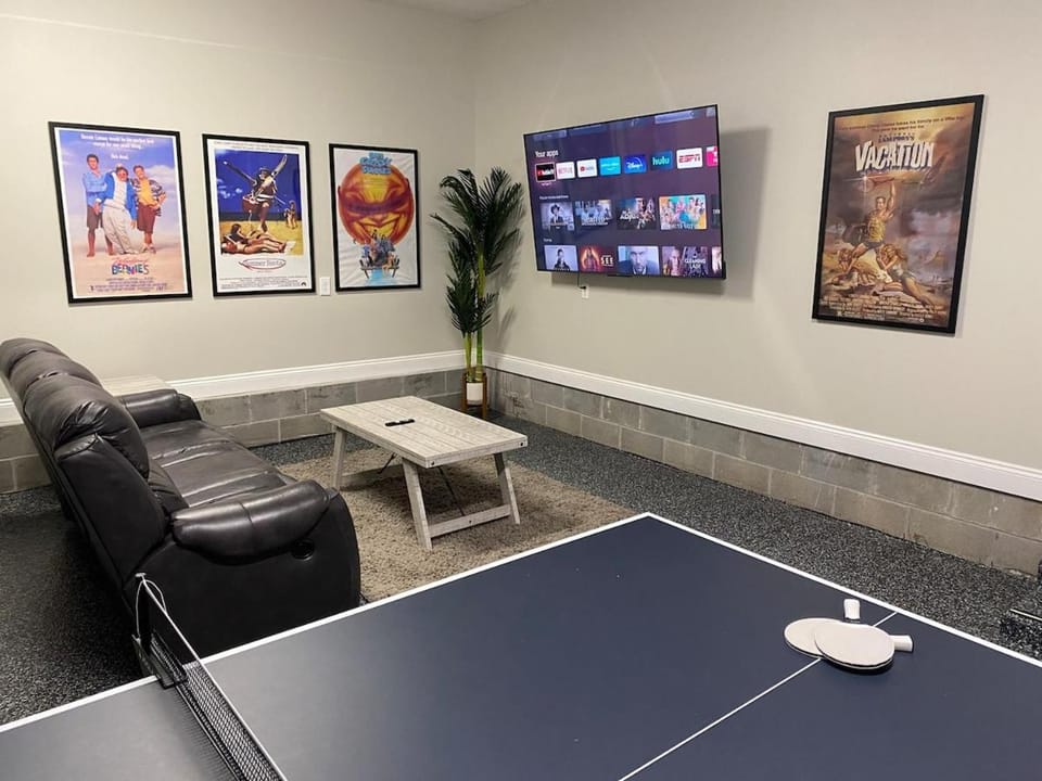 Game Room, TV and multimedia, Seating area, Evening entertainment