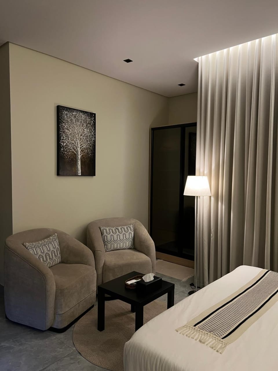 Living room, Photo of the whole room, Seating area, Bedroom