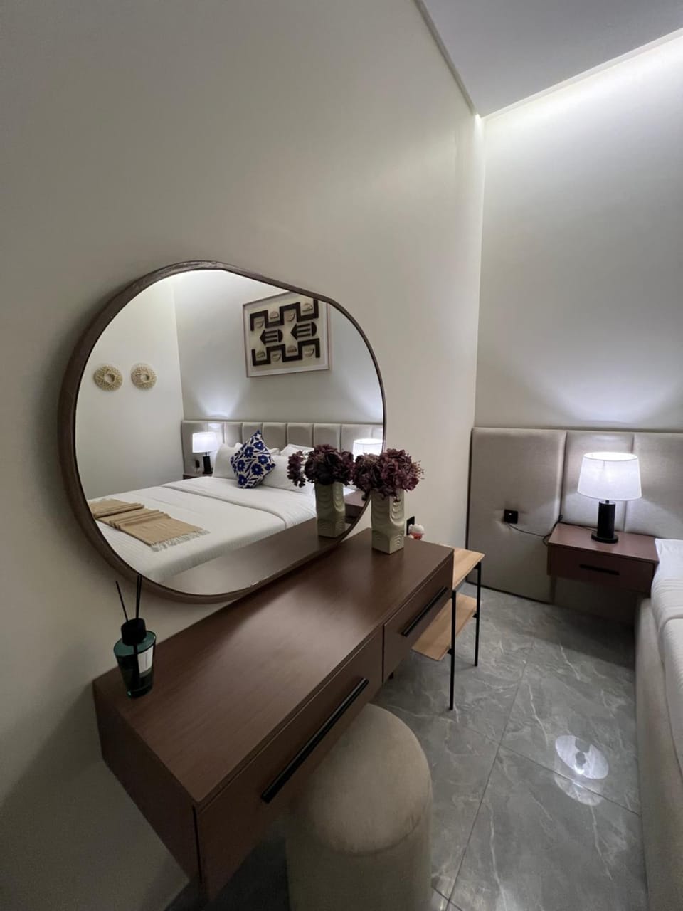 استديو بسرير ماستر بتصميم انيق Apartment in Riyadh