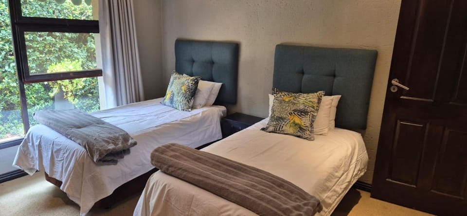 Luxury oasis retreat House in Gauteng