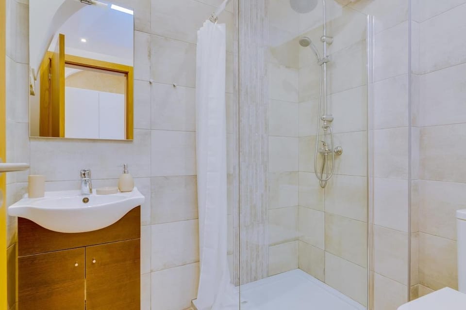 Bakery Apartment in Olhão