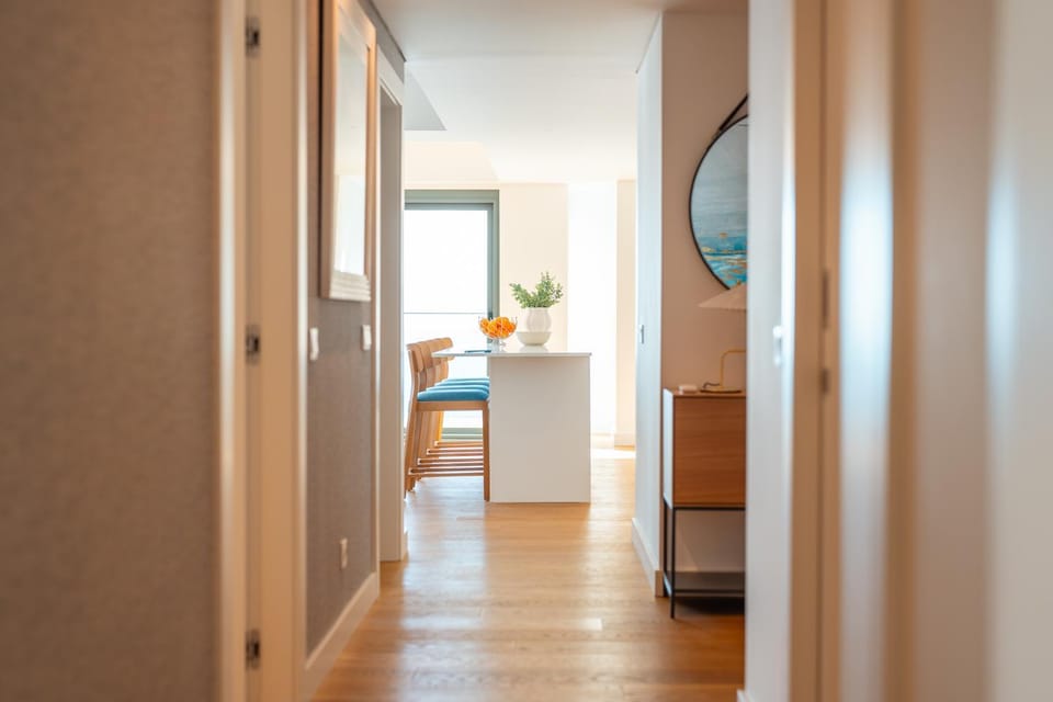 Dining area, kitchen