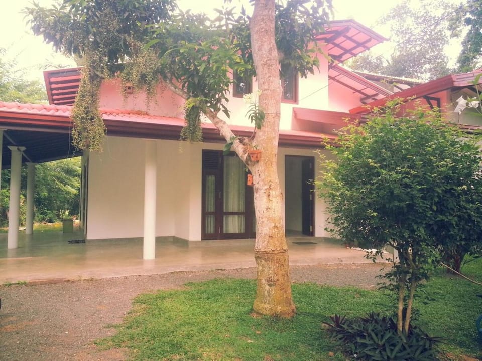 Diya Villa-Boossa Villa in Southern Province
