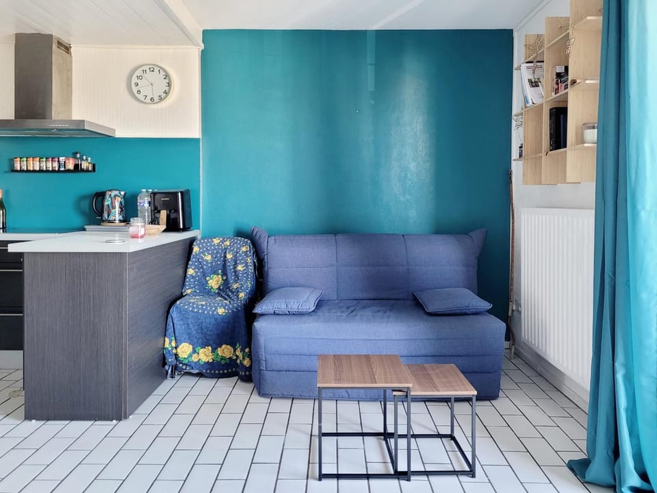 T2 moderne 4 pers, balcon proche plage, parking dispo - FR-1-794-159 Apartment in Canet-en-Roussillon