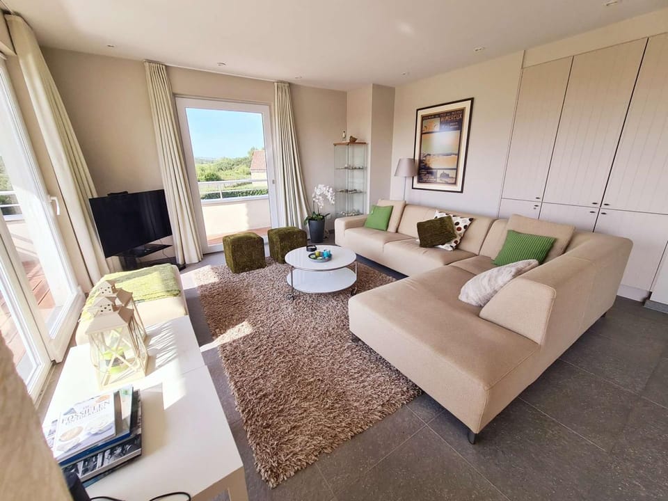 Luxueux appart 3 suites, balcon mer, parking, wifi - FR-1-675-46 Apartment in Wimereux