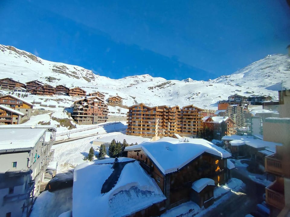 Appartement cosy 4 pers, départ ski aux pieds - FR-1-545-50 Apartment in Val Thorens