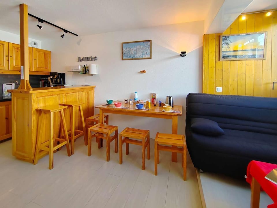 Appartement cosy 4 pers, départ ski aux pieds - FR-1-545-50 Apartment in Val Thorens