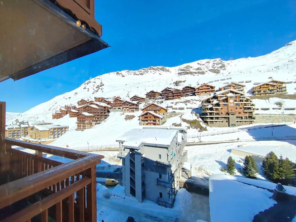 Appartement cosy 4 pers, départ ski aux pieds - FR-1-545-50 Apartment in Val Thorens