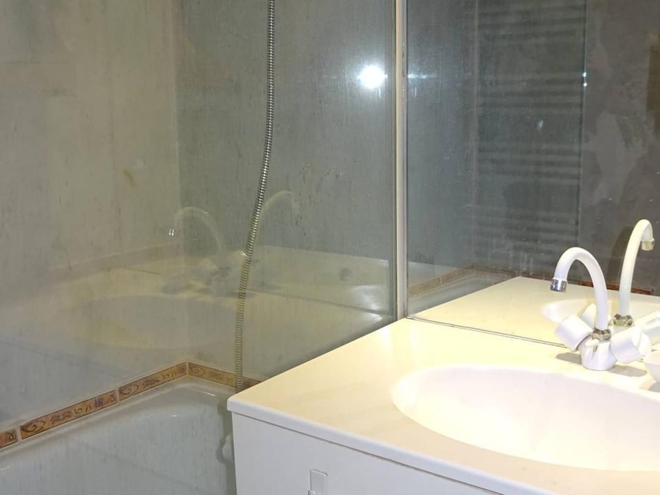 Duplex 4 pièces, 8 pers, confortable, rue du centre, garage, plein sud - FR-1-802-95 Apartment in Les Gets