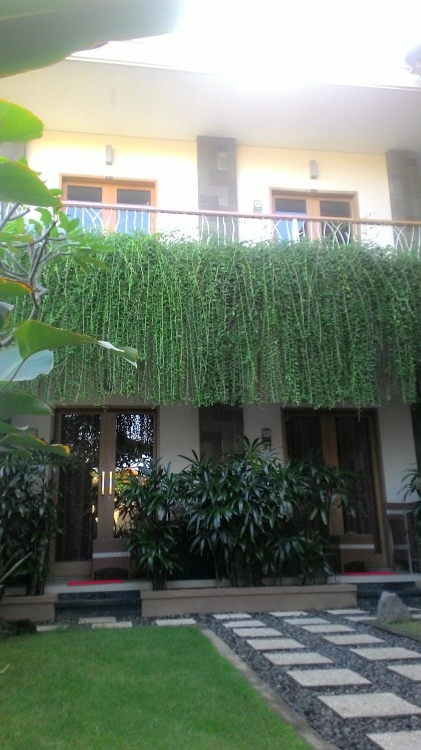 Kubu Carik Bed and Breakfast in Kuta
