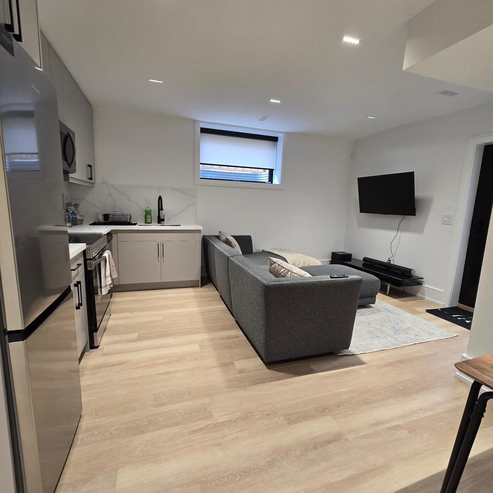 Living room, kitchen