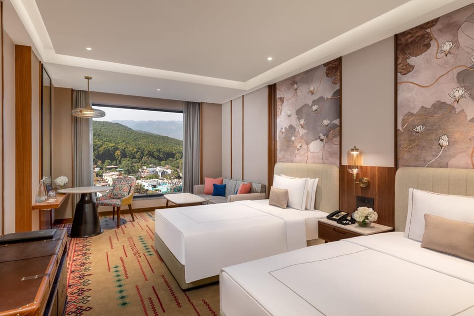 Bed, Natural landscape, Photo of the whole room, Bedroom, Mountain view