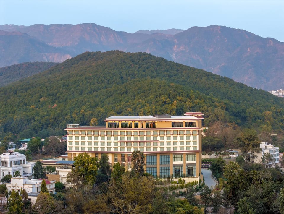 Property building, Natural landscape, Mountain view