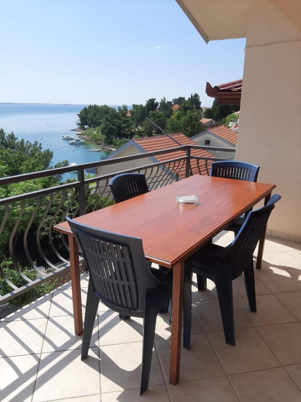 Natural landscape, View (from property/room), Balcony/Terrace, Seating area, Dining area