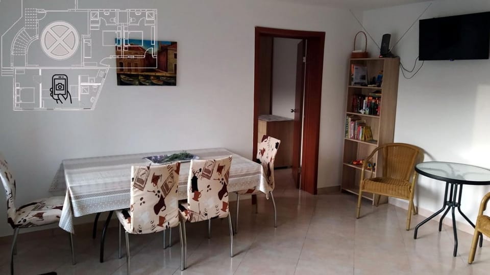 TV and multimedia, Living room, Dining area