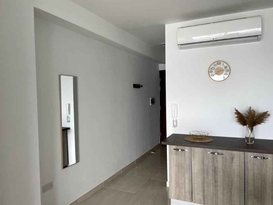 Seafront studio apartment San Paul's Bay Apartment in Saint Paul's Bay