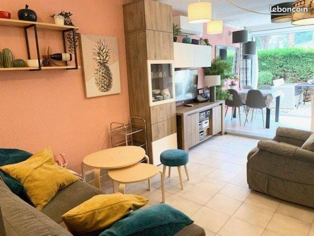 Résidence le PALM BEACH Apartment in La Grande-Motte