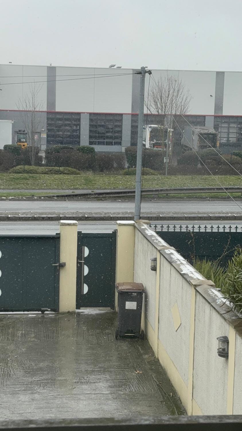 Home stay Spacious room Bed and Breakfast in Massy