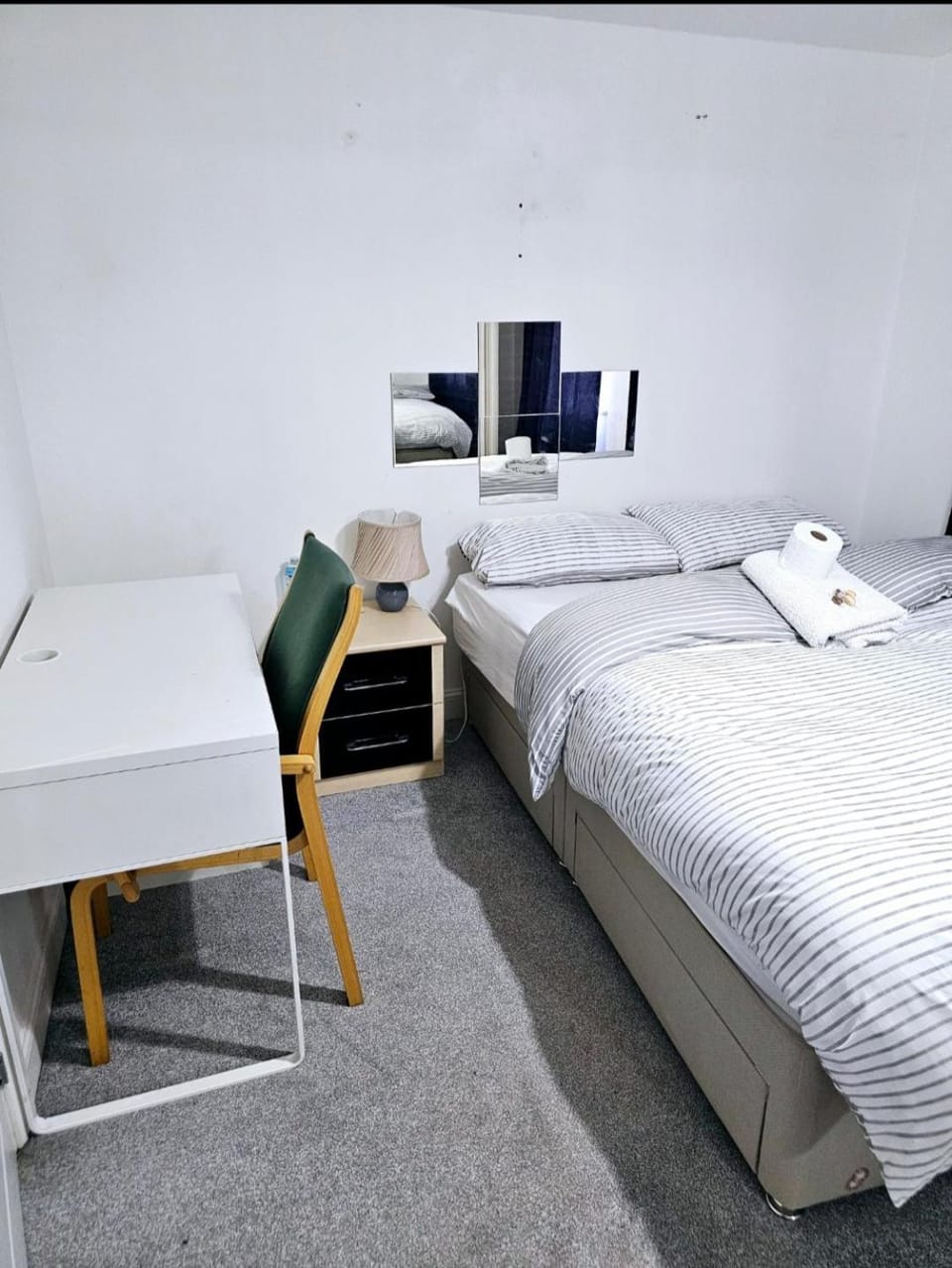 Ensuite Doubleroom with Private Toilet and Bathroom in central Dartford Vacation rental in Dartford