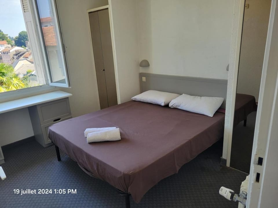 grand T4 proche sanctuaires Apartment in Lourdes