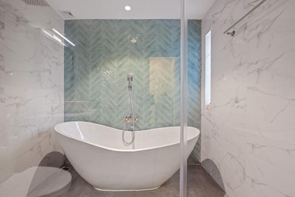 Hot Tub, Bathroom, Bath