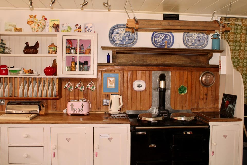 Coffee/tea facilities, Kitchen or kitchenette, toaster