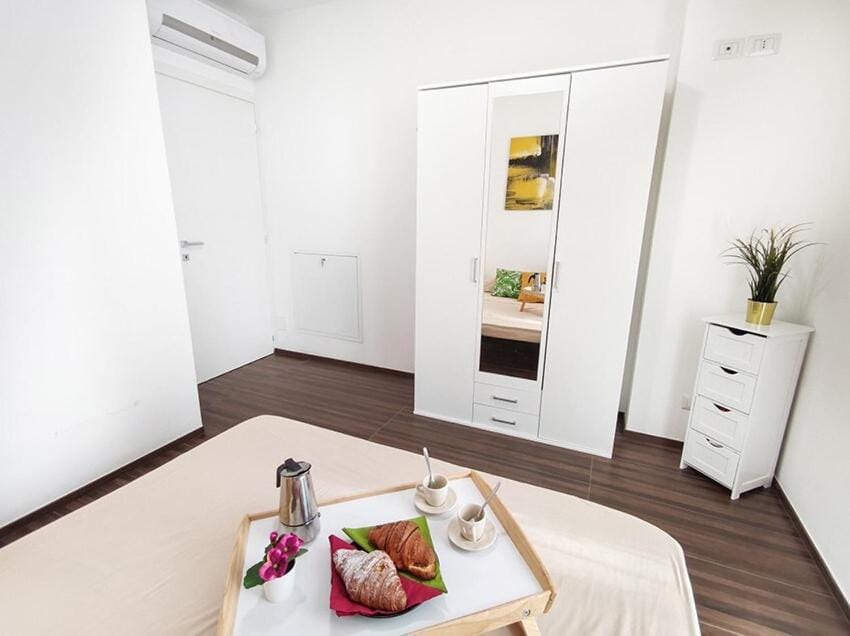 Nuovissimo bilocale Marianne con posto auto Apartment in San Benedetto del Tronto