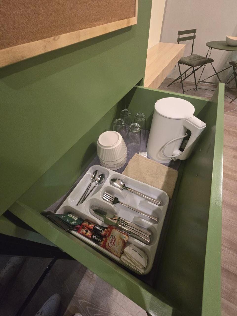 Olive and Oak Studio Apartment in Bacolod