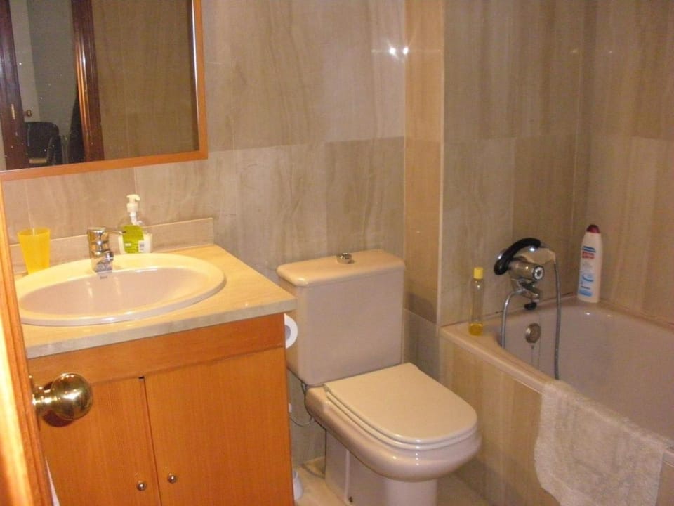 APARTAMENTO ÁTICO CON TERRAZA a 2 MINUTOS DE LA PLAYA Apartment in Tossa de Mar