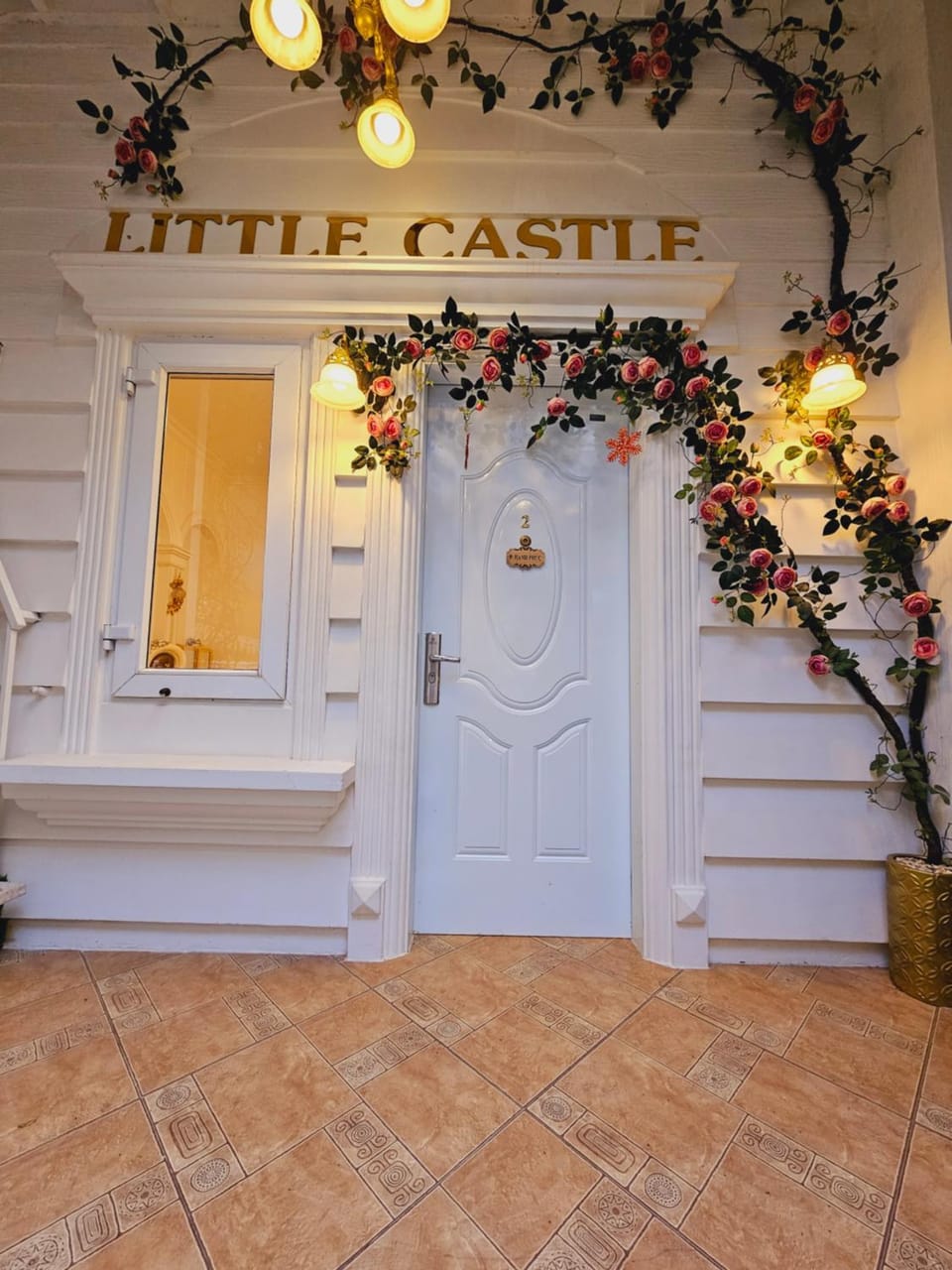 Lâu Đài Nhỏ Đà Lạt - Serene Garden Retreat with Kitchen, BBQ 157 Hotel in Dalat