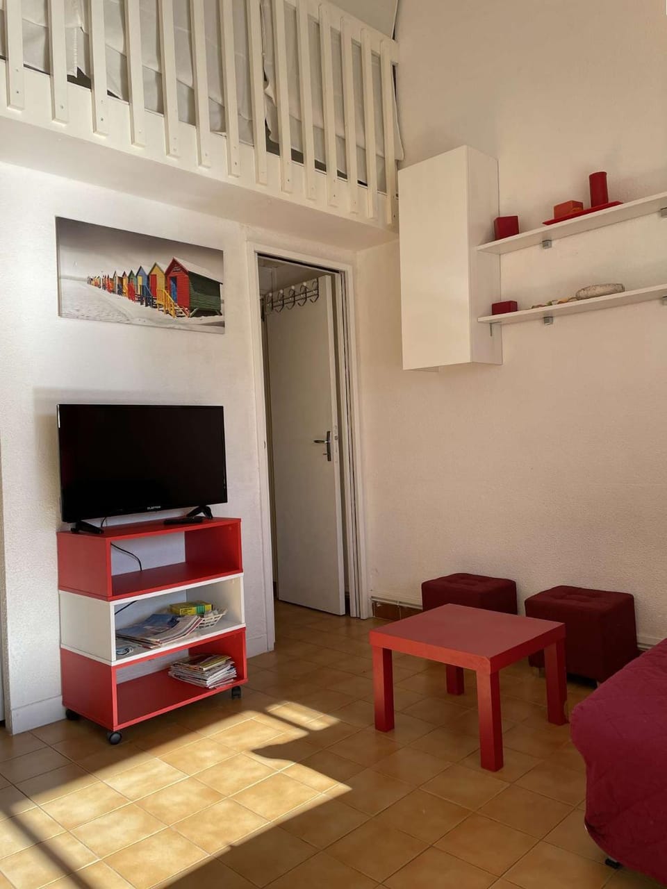 Communal lounge/ TV room