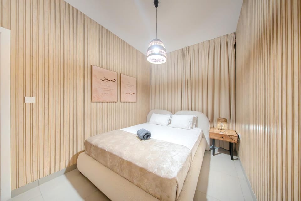 1BR Private Home With Balcony in Sharjah - Alef Al Mamsha Apartment in Al Sharjah