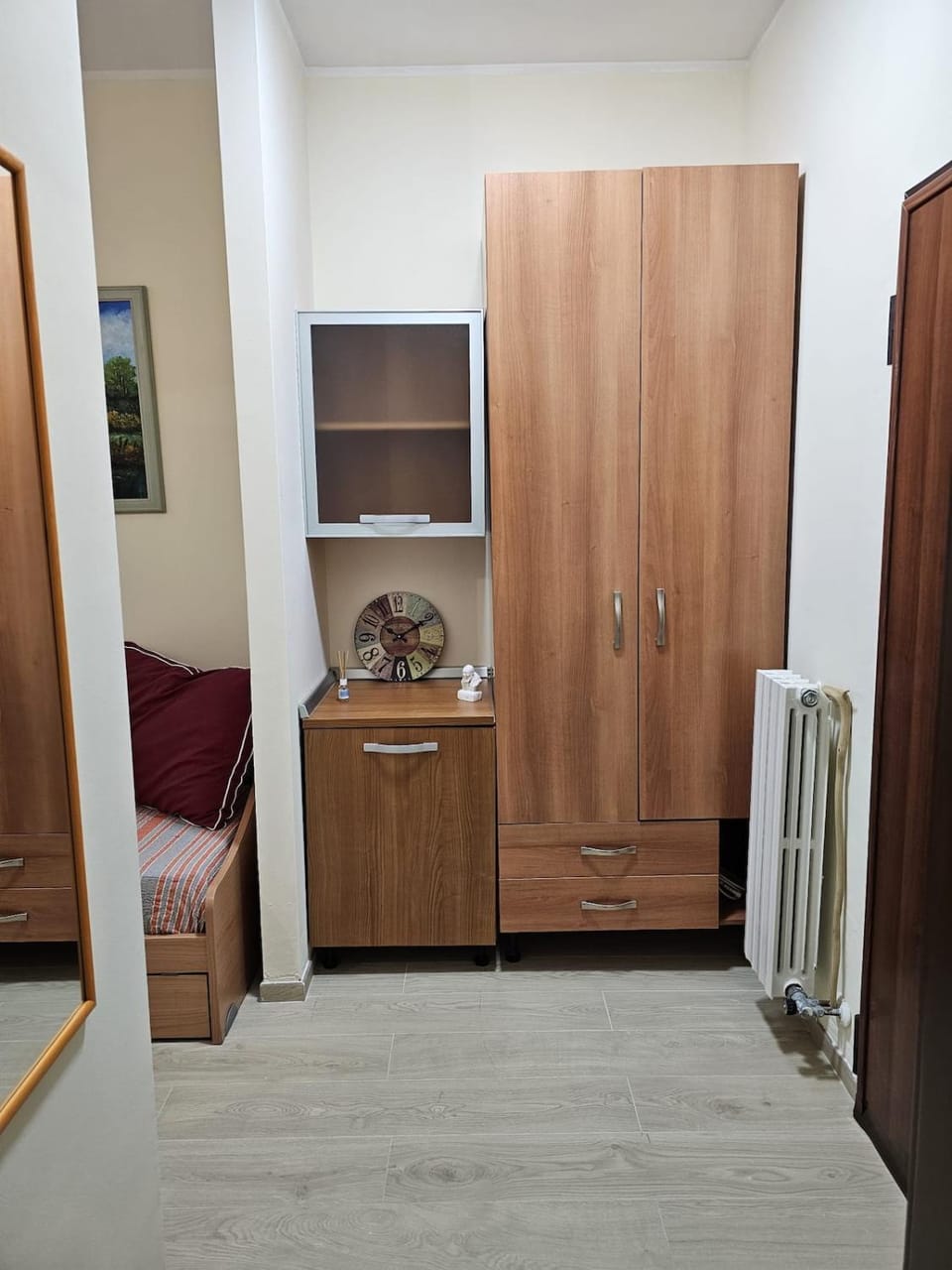 wardrobe