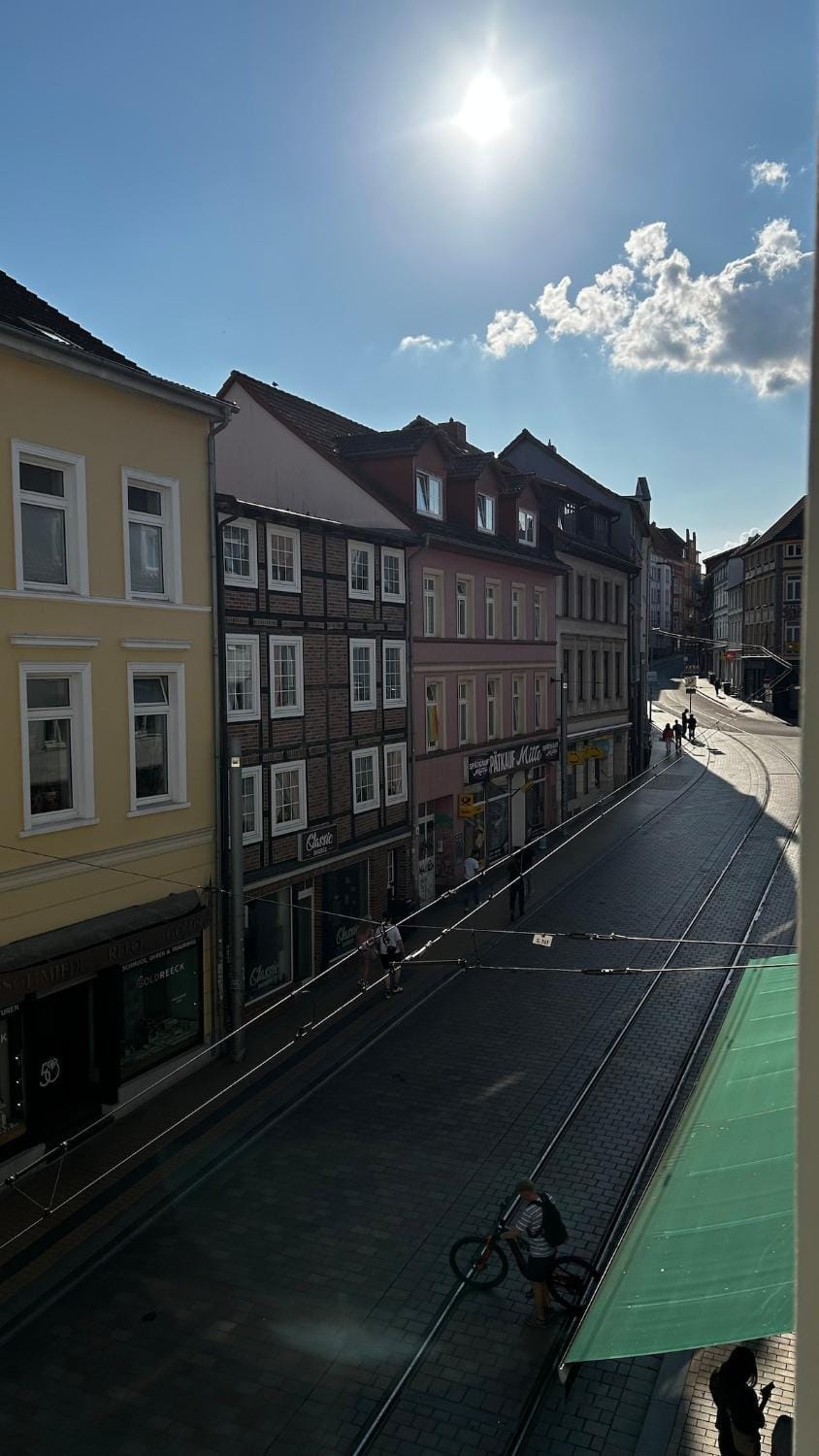 Neighbourhood, City view, Street view, Location