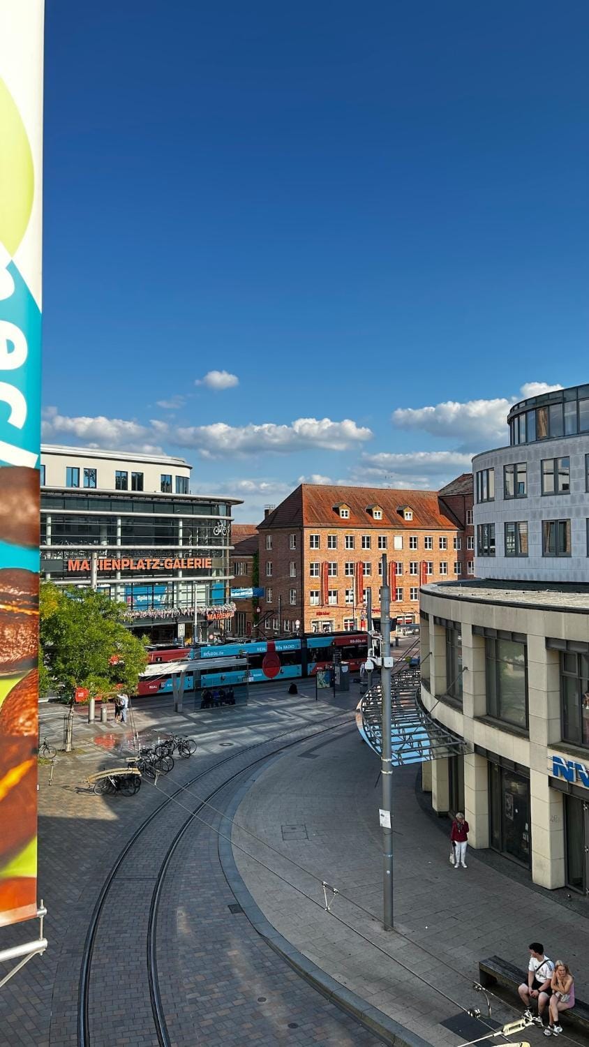 Neighbourhood, City view, Street view, Location