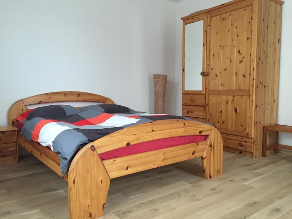 Bed, Photo of the whole room, Bedroom, wardrobe