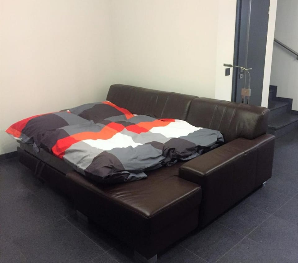 Bed, Living room, Bedroom