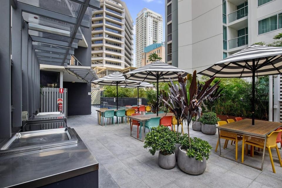 City Lux 2Bed Apt, Parking, Pool Apartment in Brisbane City