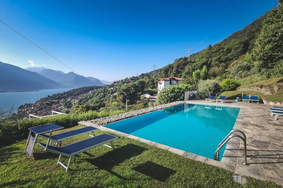 Casa Sorel : Attico Lago & Pool Apartment in Province of Lecco