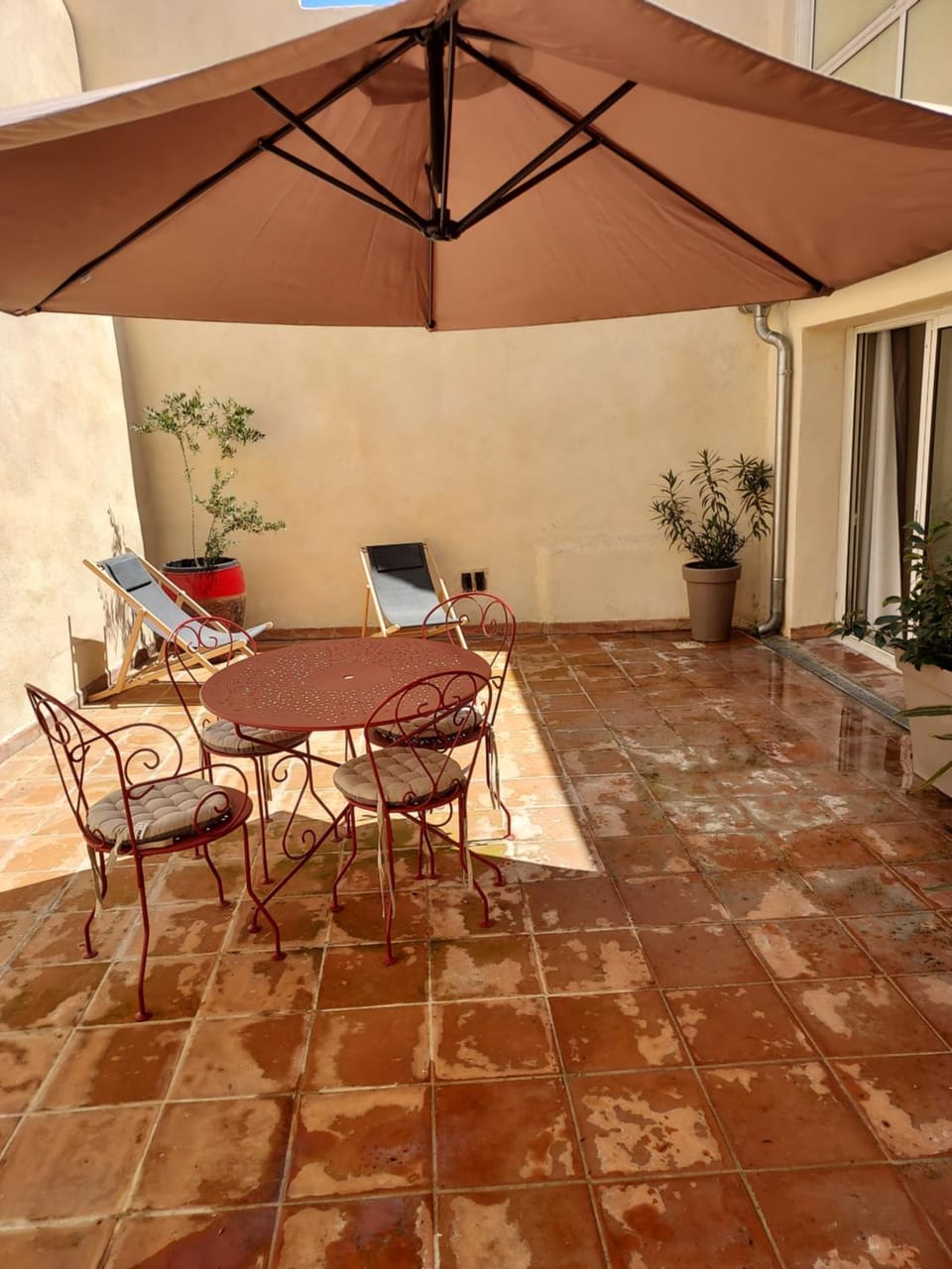 Inner courtyard view