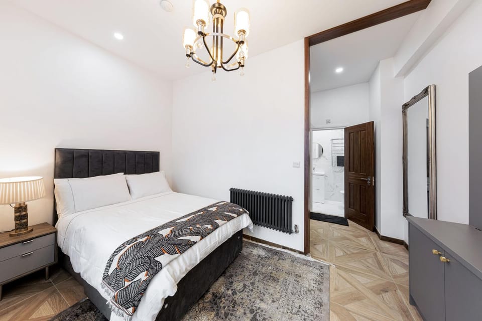 Apple Tree House 1 Apartment in Ilford
