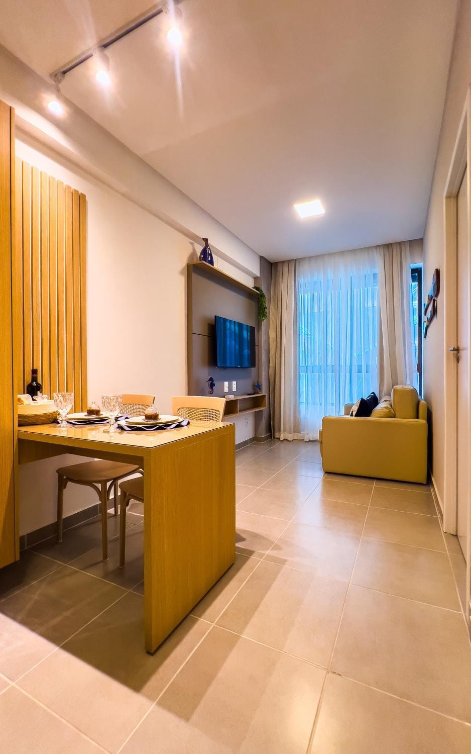 TV and multimedia, Living room, Dining area