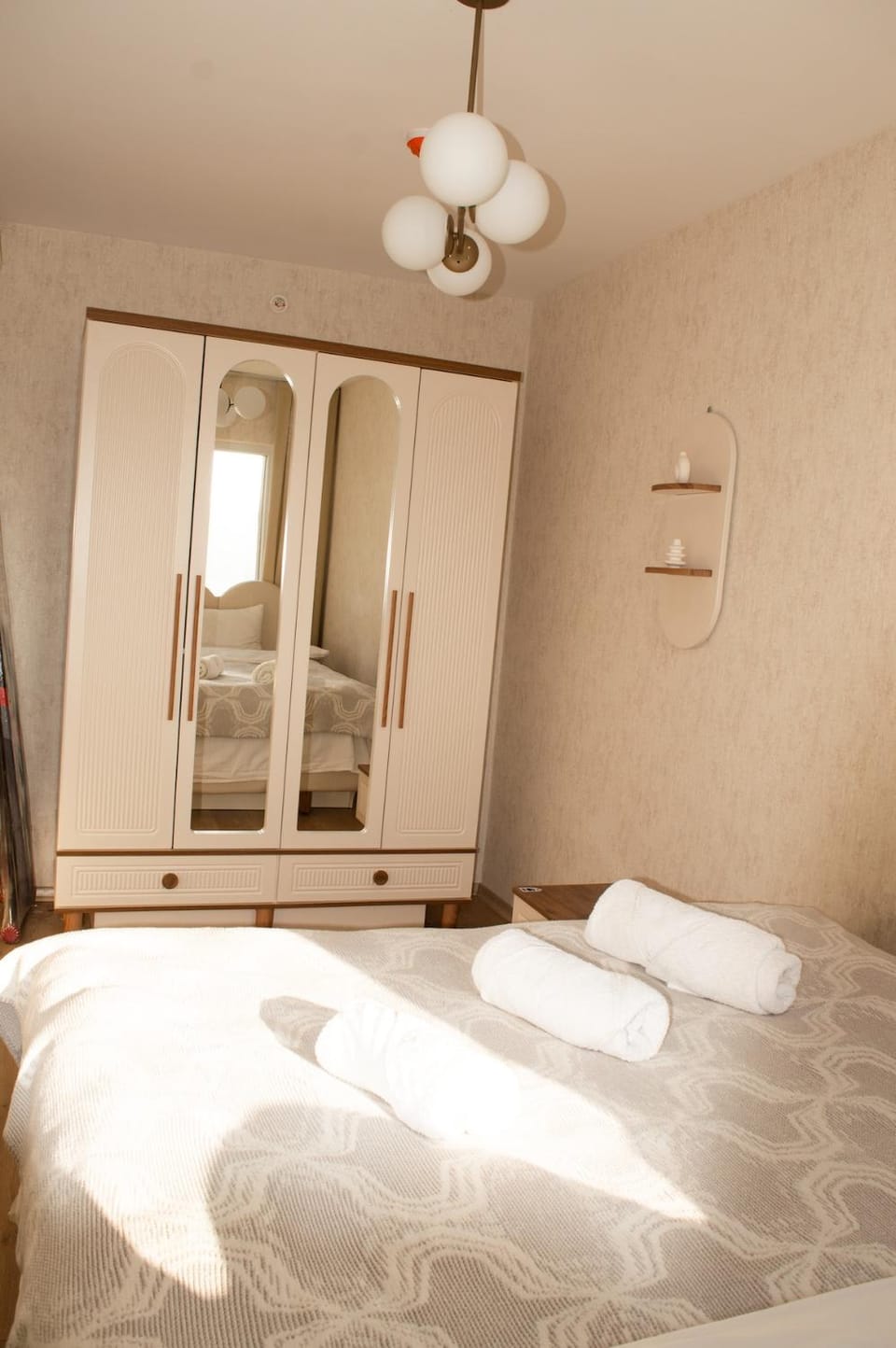 Bed, Photo of the whole room, Bedroom, towels, wardrobe