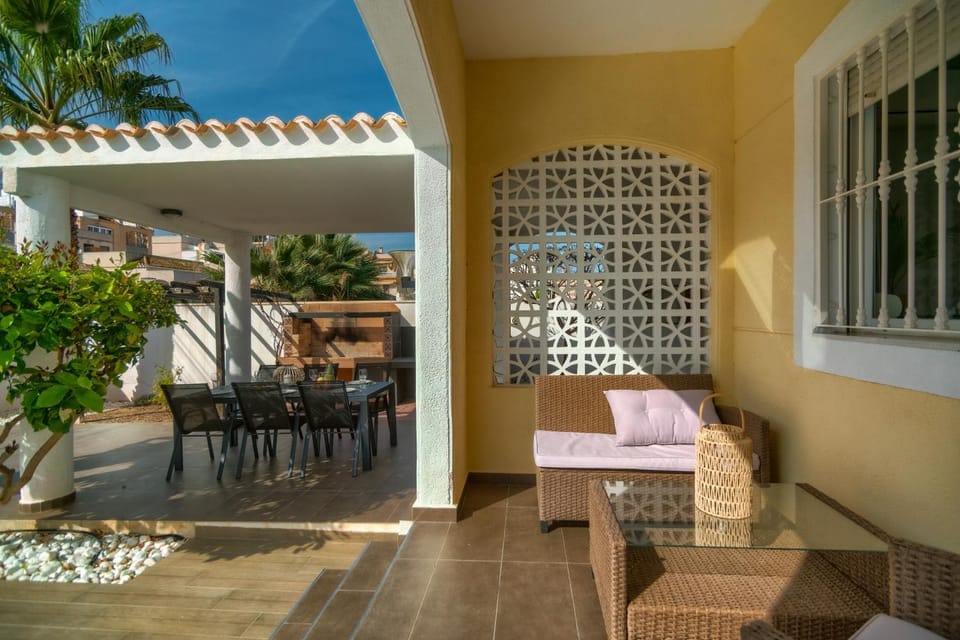 BBQ facilities, Swimming pool