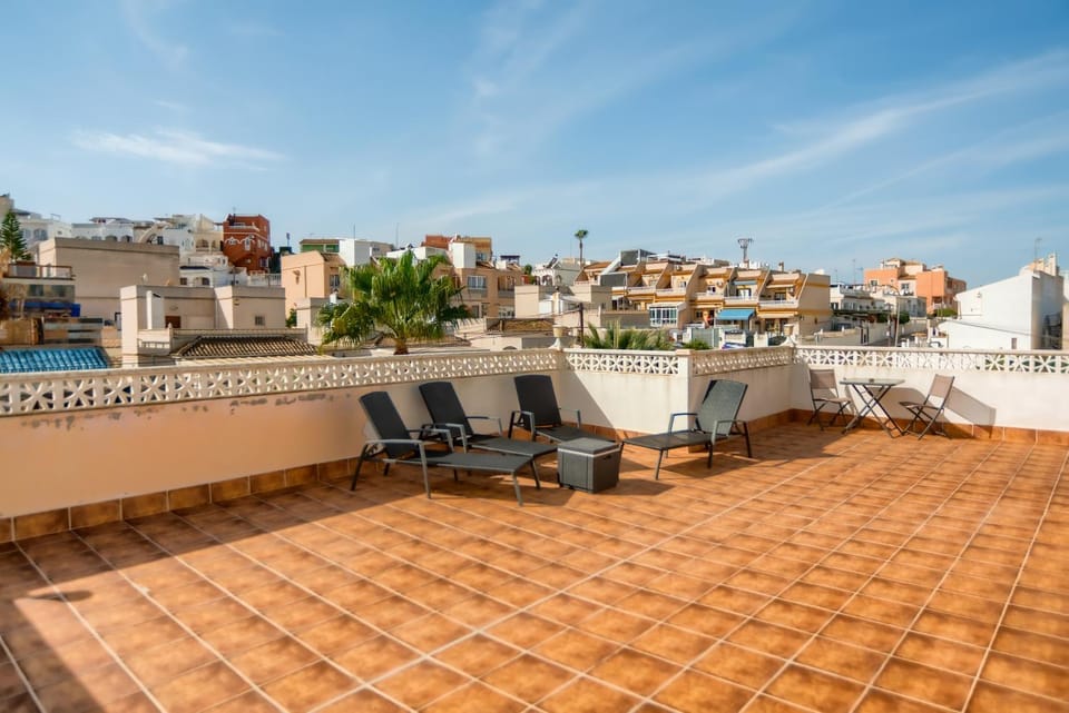 Balcony/Terrace, City view, Sunset, sunbed