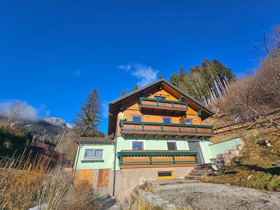 New, cozy retreat, 300 m to ski bus in Schladming Region Apartment in Salzburgerland