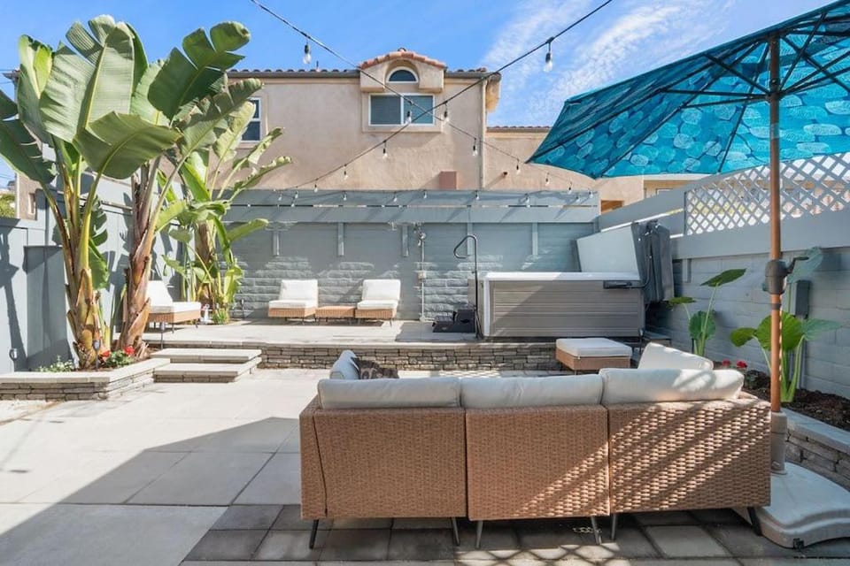 Beachfront Home In Carlsbad - Remodeled House in Carlsbad