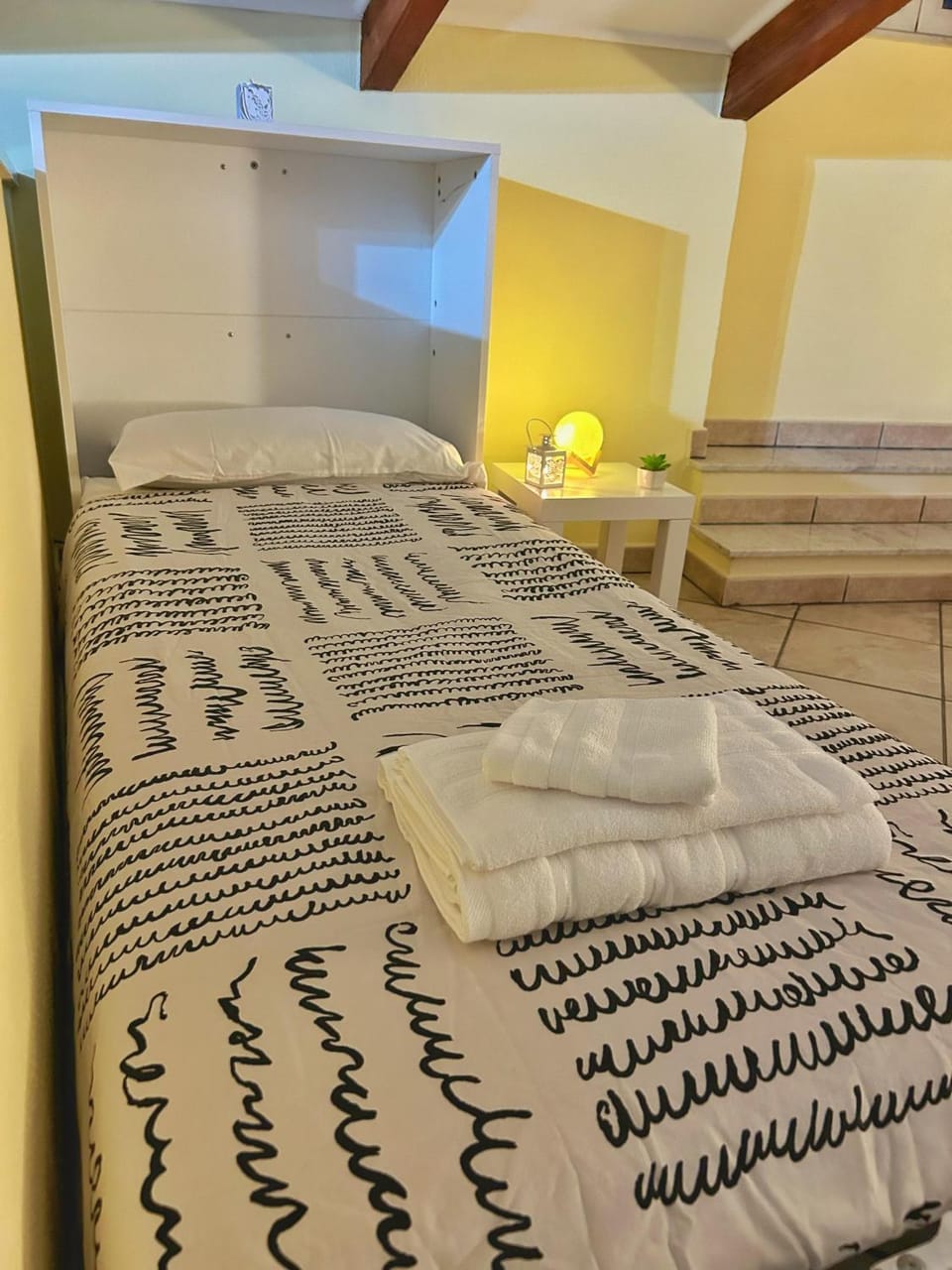 La Casa di Malú -5min centro-porto-acquario-mare-free parking Apartment in Genoa