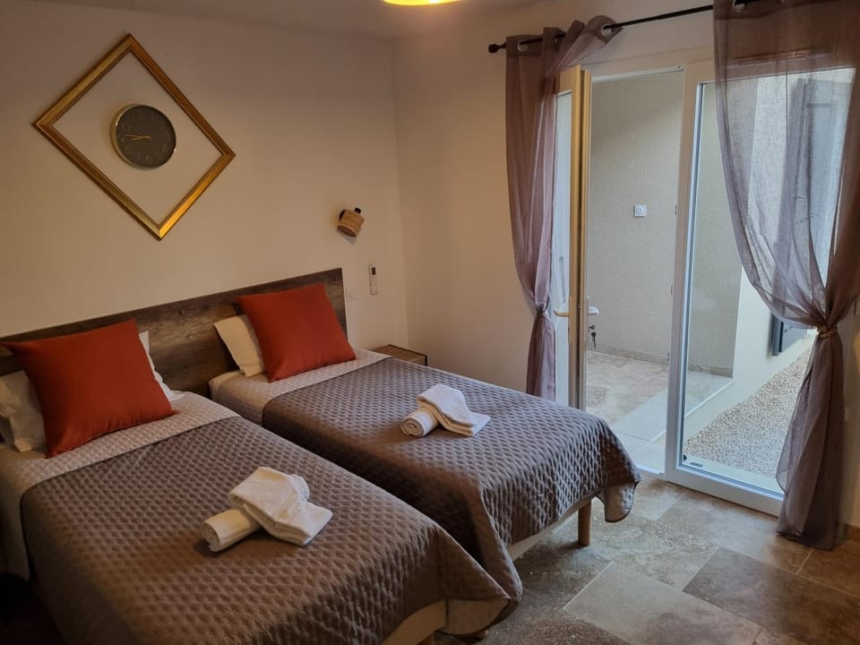 L'Orée du Ventoux - Crillon-le-Brave Bed and Breakfast in Bédoin
